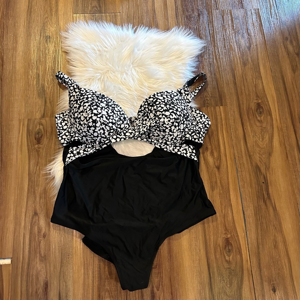 NWOT Swimsuits for all one piece swimsuit size 26